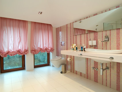 ファッション スタイル ピンクの浴室の画像素材